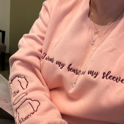 Gepersonaliseerde geborduurde Ik draag mijn hart op mijn mouw Hondenoren Omtrek Sweatshirt Hoodie Cadeau-ideeën voor dierenliefhebbers