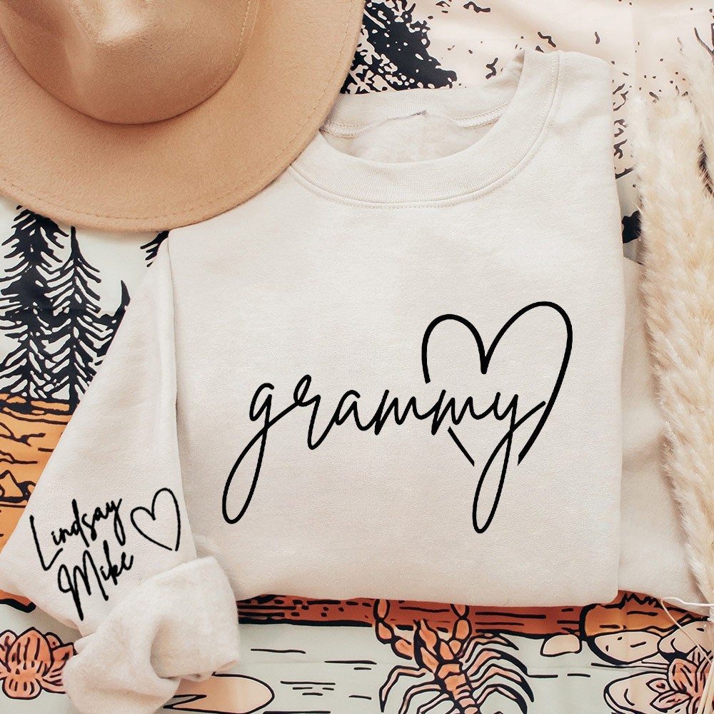 Personalised Grammy Sweatshirt with kids Names on Sleeve Gifts for Grammy Mum Birthday Gift Mother's Day Gift