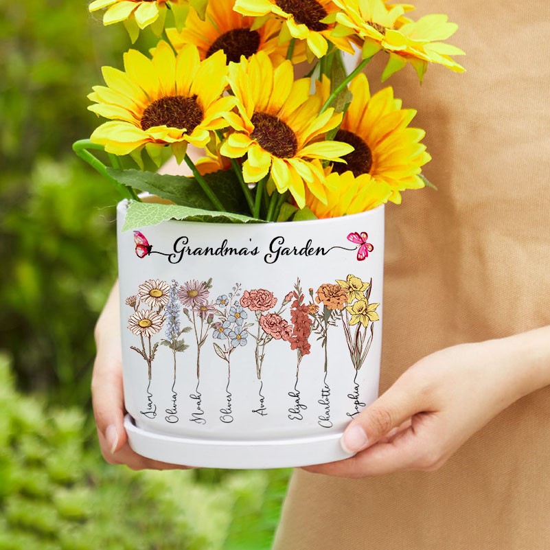 Personalised Grandma's Garden Birth Flower Plant Outdoor Pot Mother's Day Gifts Heartful Gift for Mum Grandma