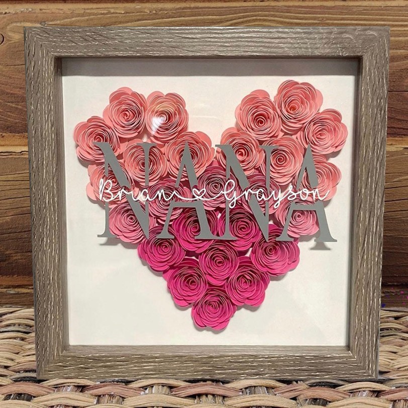 Personalised Heart Flower Shadow Box with Names for Mum,Grandma