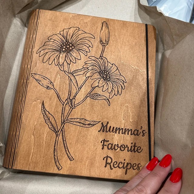 Mumma's Favorite Recipe Book with Blank Binder Personalised Engraved Journal for Mum Grandma Christmas Gift