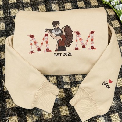Custom Mum Floral Letter Embroidered Photo Portrait Sweatshirt with Kids Names on Sleeve Gifts for Mum Mother's Day Gift