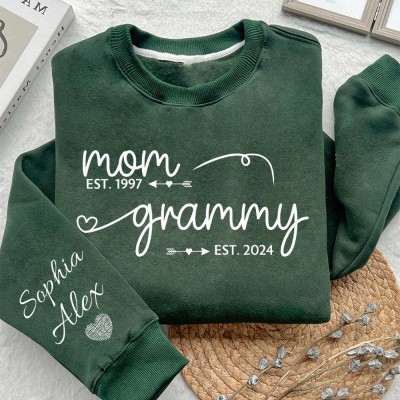 Custom Mum Grammy Est Year Sweatshirt with Kids Names on Sleeve Unique Gifts for Mum Grandma Mother's Day Gift