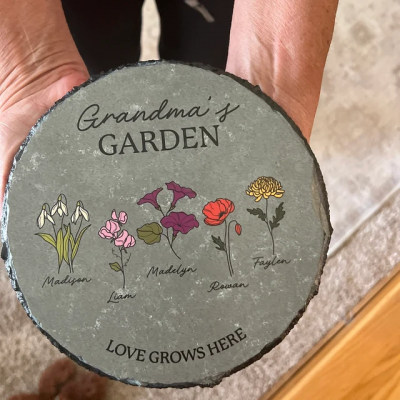 Custom Grandma's Garden Love Grows Here Birth Month Flower Plaque Family Gift for Mum Grandma Christmas Gift Ideas
