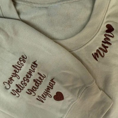 Personalised Mum Embroidered Sweatshirt with Kids Names on Sleeve Gift Ideas for Mum Grandma Mother's Day Gifts